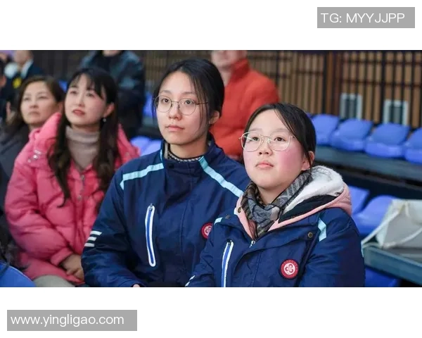 姚明明写作之路：从篮球场到文学世界的精彩转变与思考