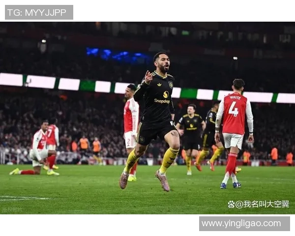 中超激战曼联与阿森纳战成平局绝杀瞬间引发全场狂欢与转会传闻