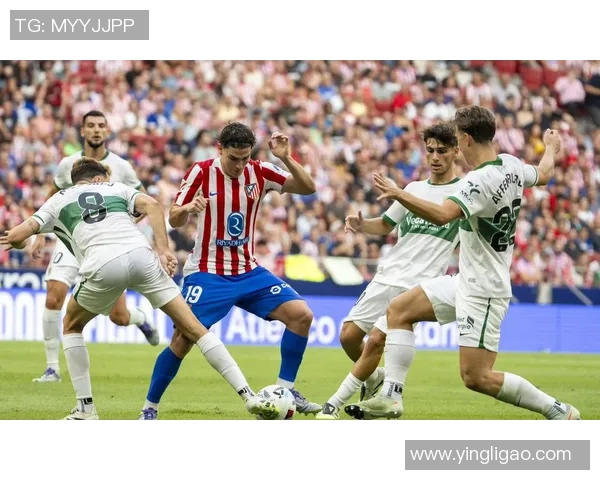 巴黎圣日耳曼惊险逆转里昂友谊赛补时绝杀引发全场狂欢