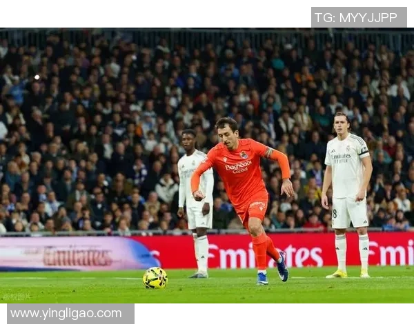 德甲经典对决拜仁与皇马战平点球大战成焦点引发全场热议 德甲经典对决拜仁与皇马战平点球大战成焦点引发全场热议