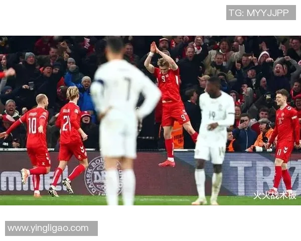 世界杯激战:那不勒斯险胜阿森纳红牌事件引发全场热议集锦 世界杯激战:那不勒斯险胜阿森纳红牌事件引发全场热议集锦