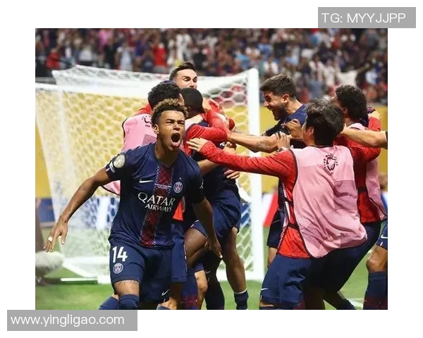 意甲赛场惊现冷门莱比锡大胜巴黎圣日耳曼引发全场震撼