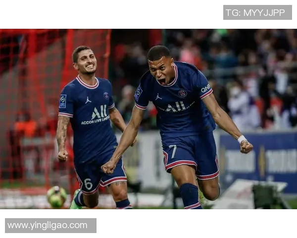 足总杯激战：巴黎圣日耳曼与曼联平局后点球大战精彩回顾与数据分析