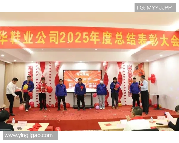 欧冠激战国米狂胜巴萨6比2补时进球点燃全场激情瞬间