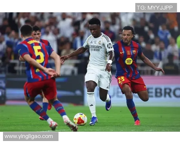 中超精彩对决皇马逆转多特蒙德引发全场热烈欢呼与数据分析