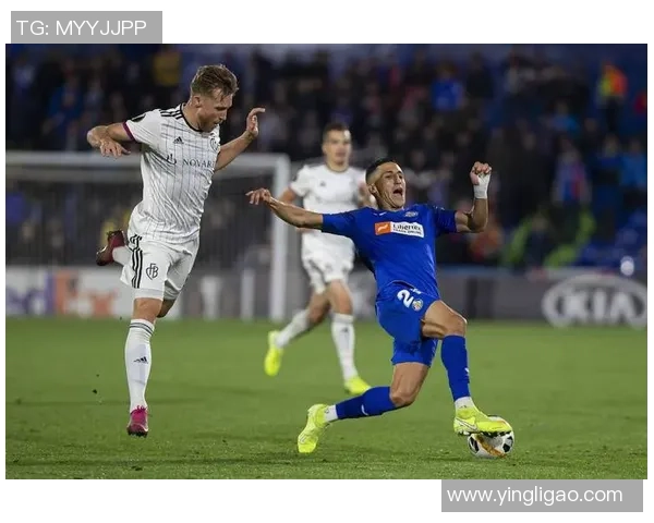 德甲焦点战波尔图与里昂战平乌龙球引发争议判罚全场沸腾