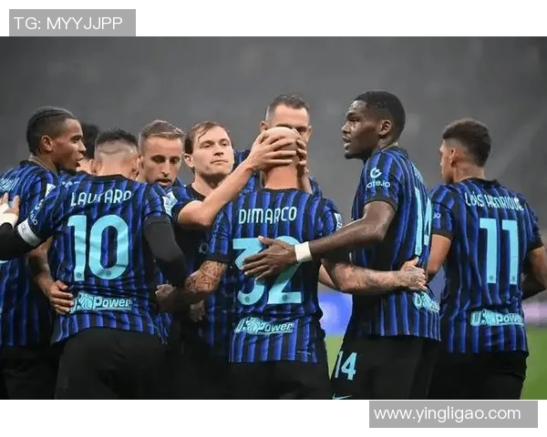 欧冠激战：多特蒙德与国米鏖战成平局全场气氛热烈