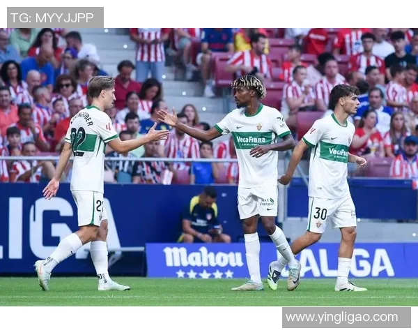 意甲激战：AC米兰与皇马战成平局全场沸腾赛后精彩点评回顾