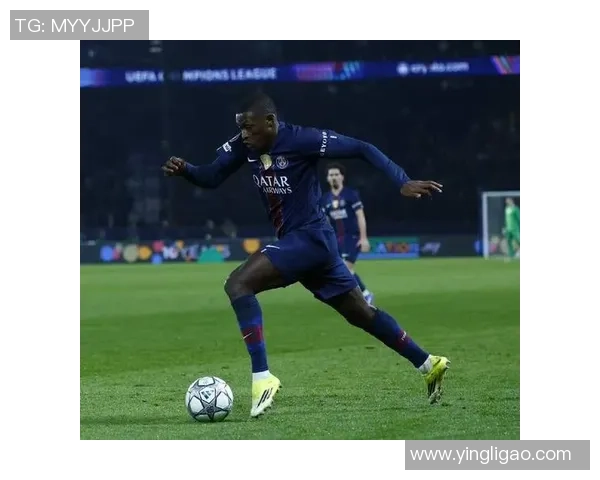 意甲经典对决巴黎圣日耳曼与皇马平局红牌事件引发全场热议