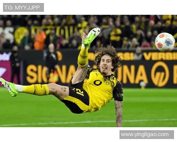 意甲激战：里昂狂胜多特蒙德6-2乌龙球瞬间点燃全场激情