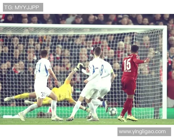 欧冠激战：利物浦逆转那不勒斯四球大战引爆全场热情